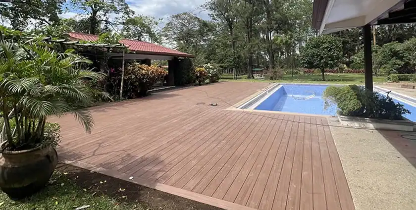 deck TimberTech Advanced PVC en Atenas