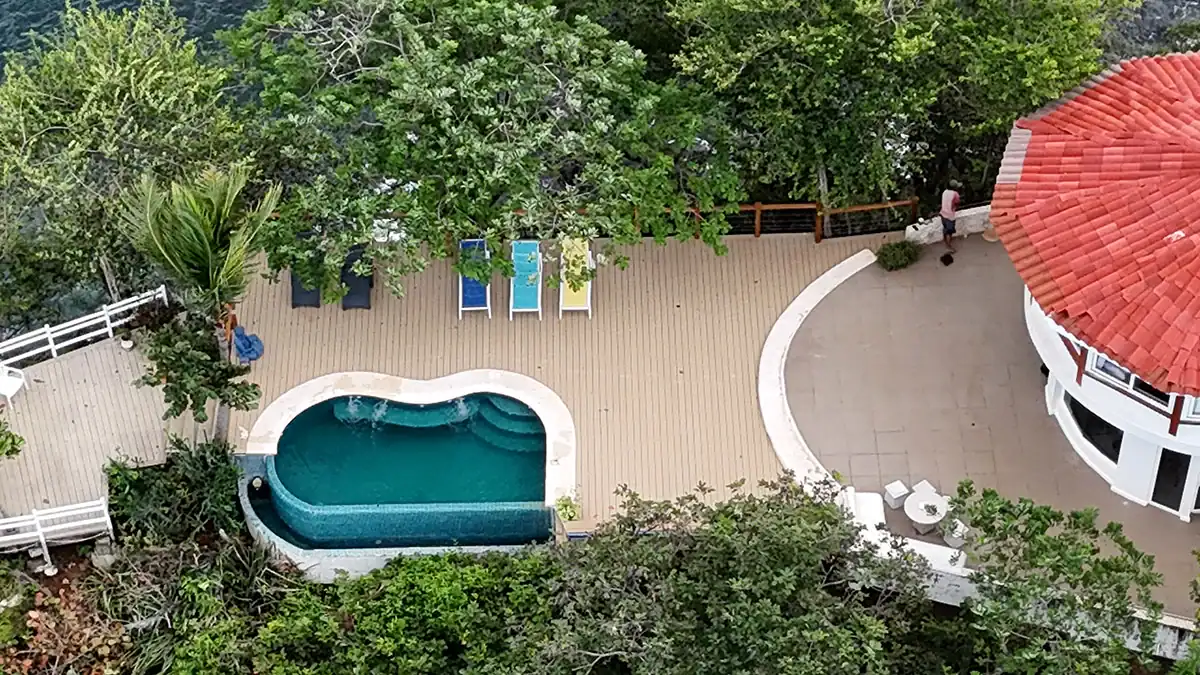 Deck TimberTech Composite en Guanacaste Deck TimberTech Composite en Guanacaste